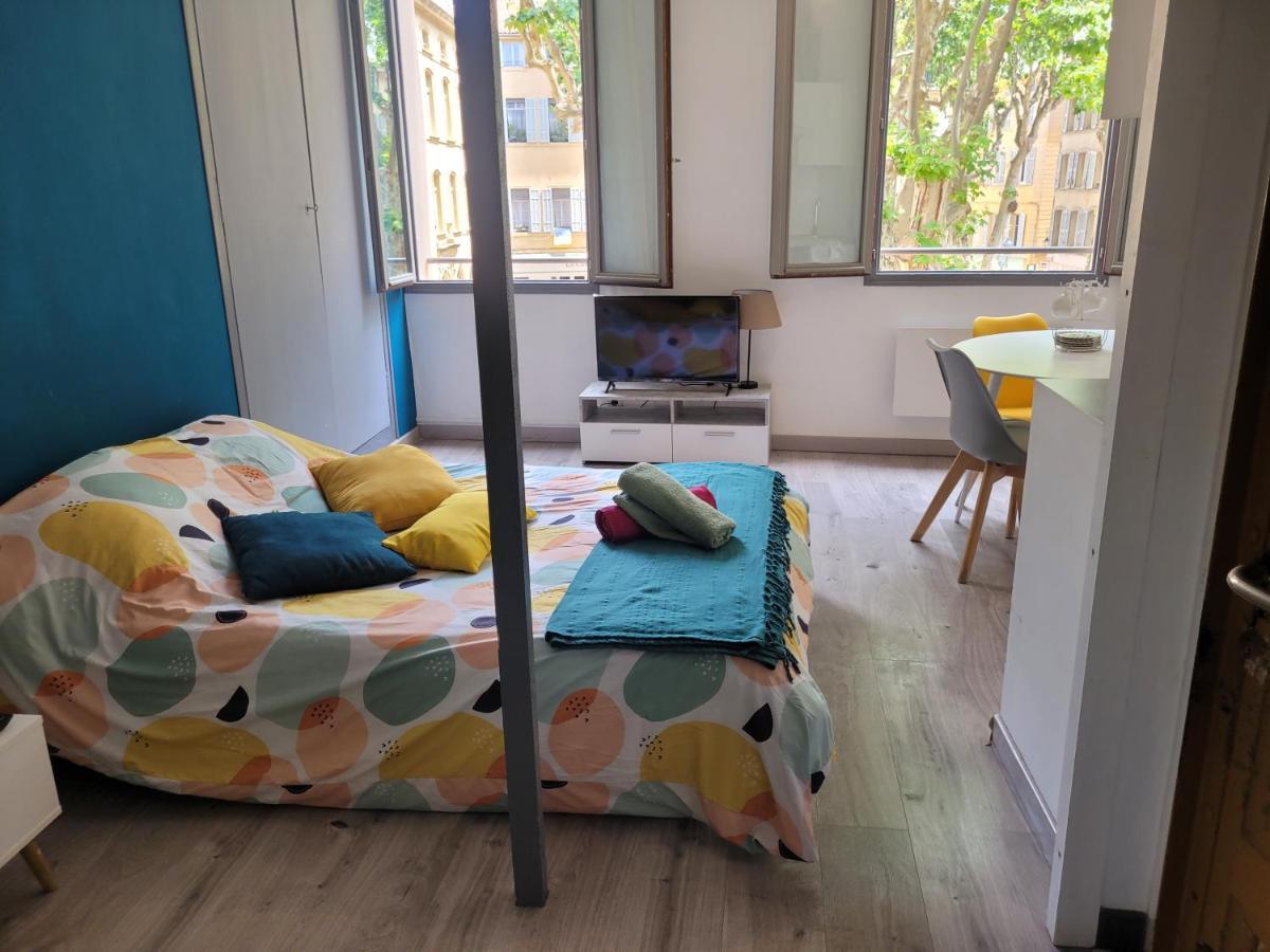 Ferienwohnung Charmant Studio Avec Mezzanine Aix-en-Provence Exterior foto