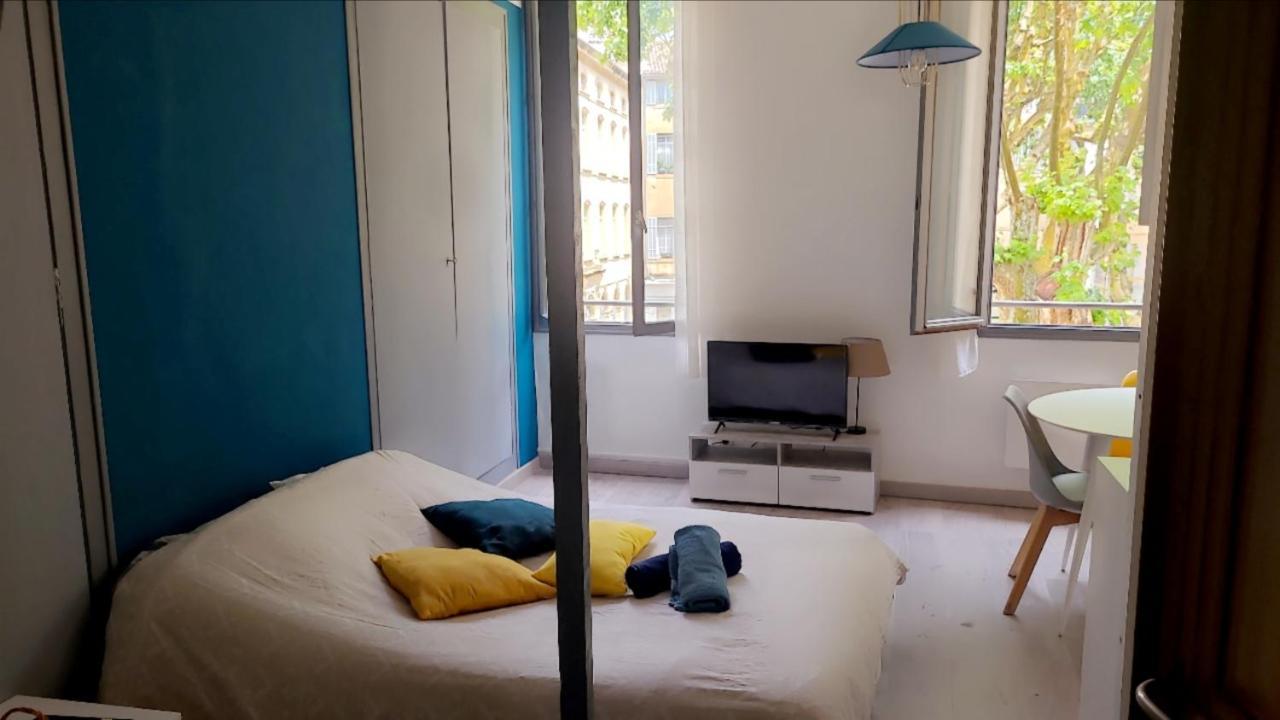 Ferienwohnung Charmant Studio Avec Mezzanine Aix-en-Provence Exterior foto